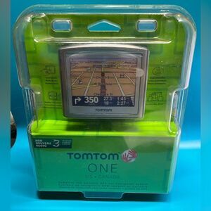 TomTom One GPS 3rd Edition Bundle with Mount Car Charger USB Cable Brand New NIB